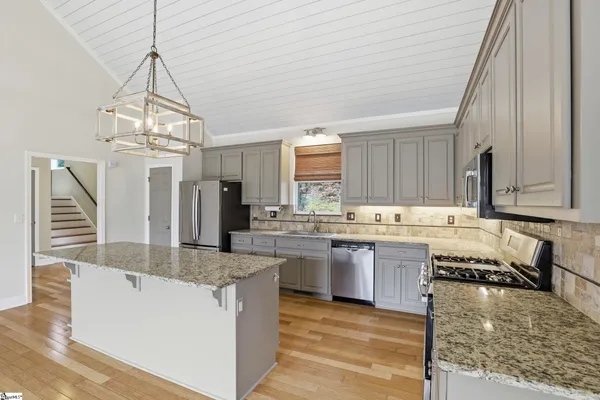 $509,900 | 209 Falcon Crest Way, Pickens, SC 29671