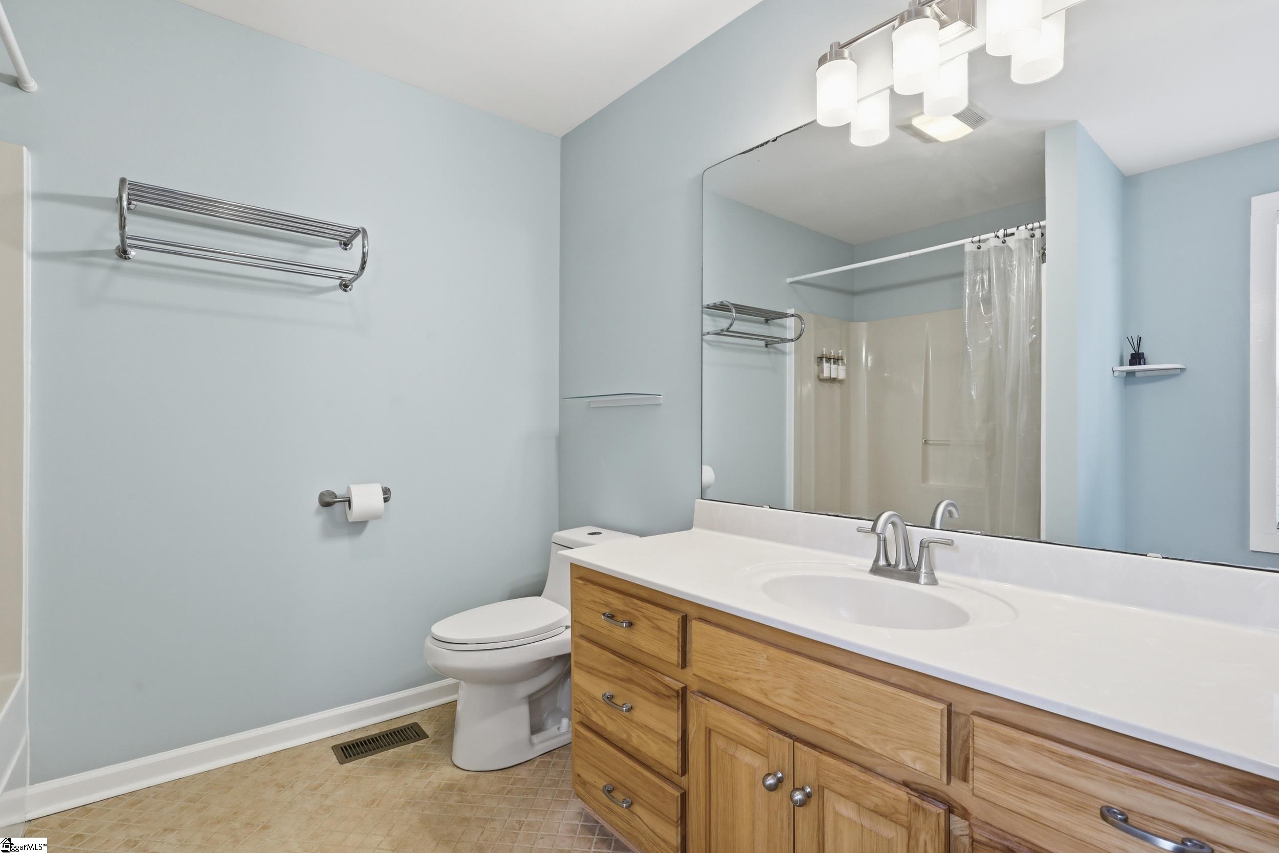 209 Falcon Crest Way Pickens, SC 29671 - Photo 21 of 39