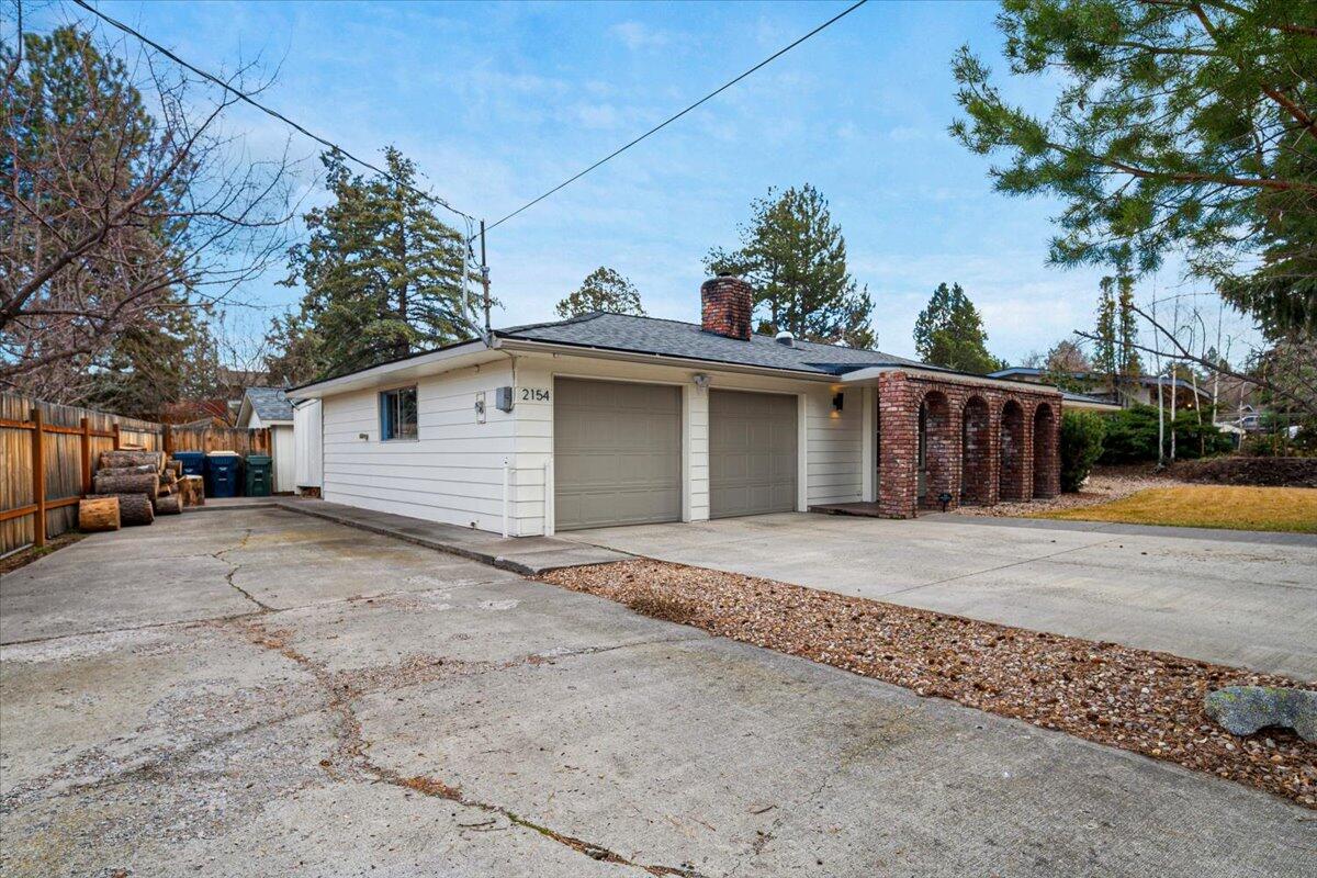 2154 Northeast Shepard Road Bend, OR 97701 - Photo 4 of 40 08-2154 NE Shepard Rd, Bend-8