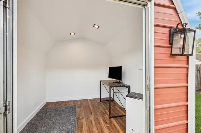 $365,000 | 503 West Street, Sealy, TX 77474