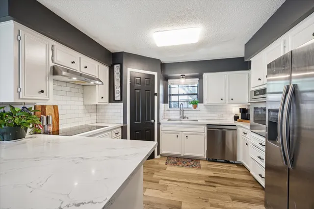 $365,000 | 503 West Street, Sealy, TX 77474