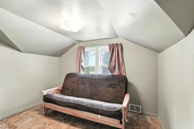 $279,900 | 615 Roosevelt Drive, West Bend, WI 53090