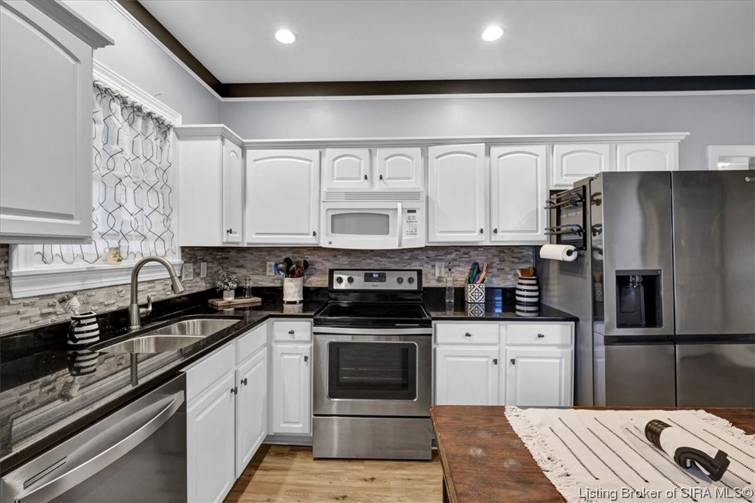 427 Ridley Street Corydon, IN 47112 - Photo 2 of 38 Gallery Image 2