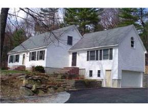 401 New Boston Road Bedford, NH 03110 - Photo 2 of 9 Gallery Image 2
