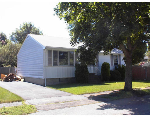 27 Longmeadow Road Beverly, MA 01915 - Photo 1 of 2 Gallery Image 1