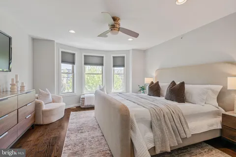$885,000 | 728 South 18th Street, Philadelphia, PA 19146