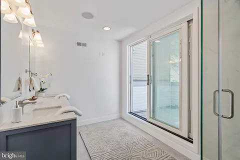 $885,000 | 728 South 18th Street, Philadelphia, PA 19146