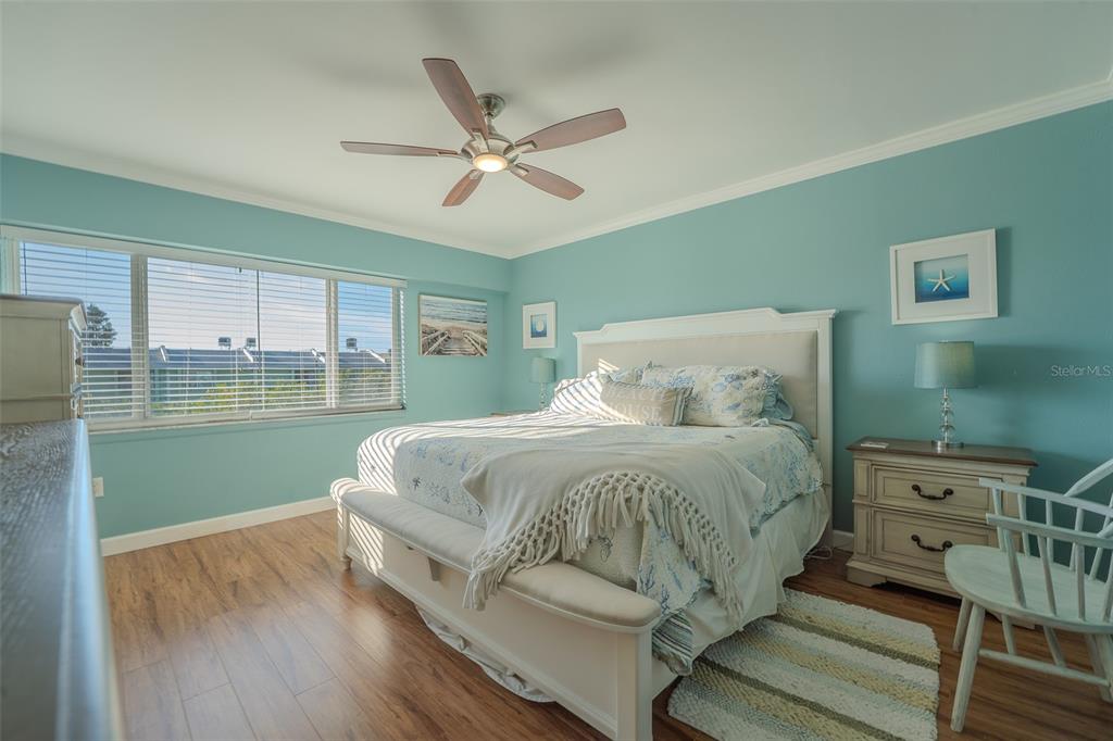 324 Windrush Boulevard, Unit 11 Indian Rocks Beach, FL 33785 - Photo 13 of 41