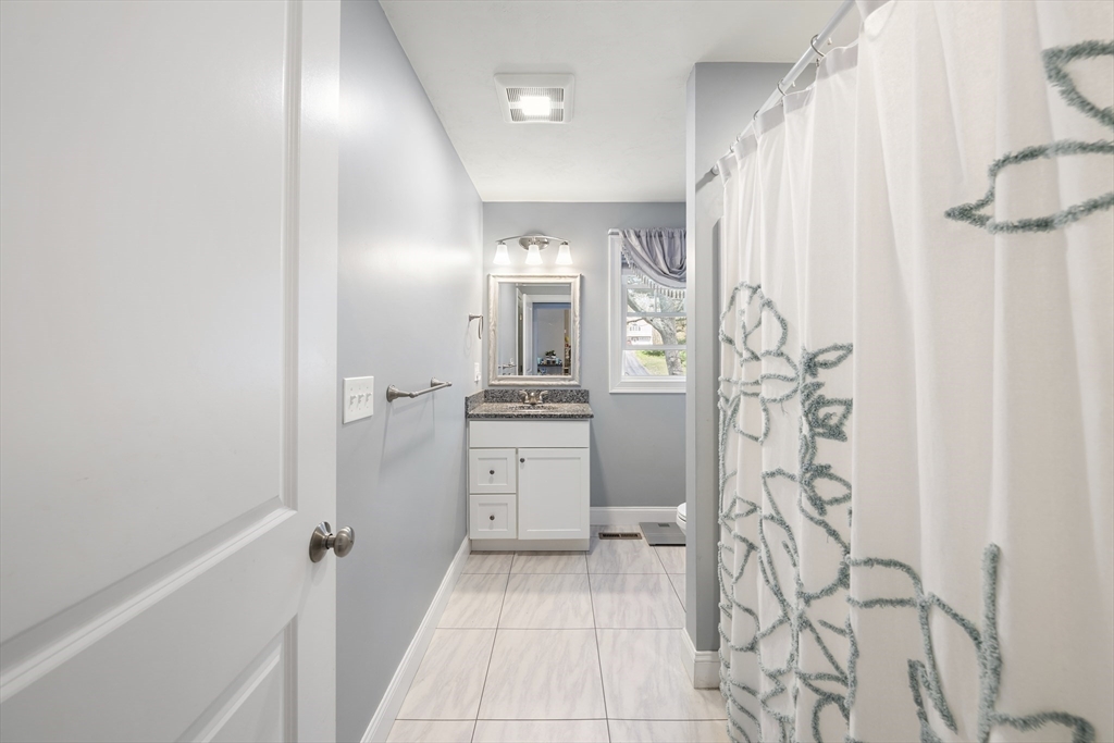 35 J Davis Road Charlton, MA 01507 - Photo 24 of 35