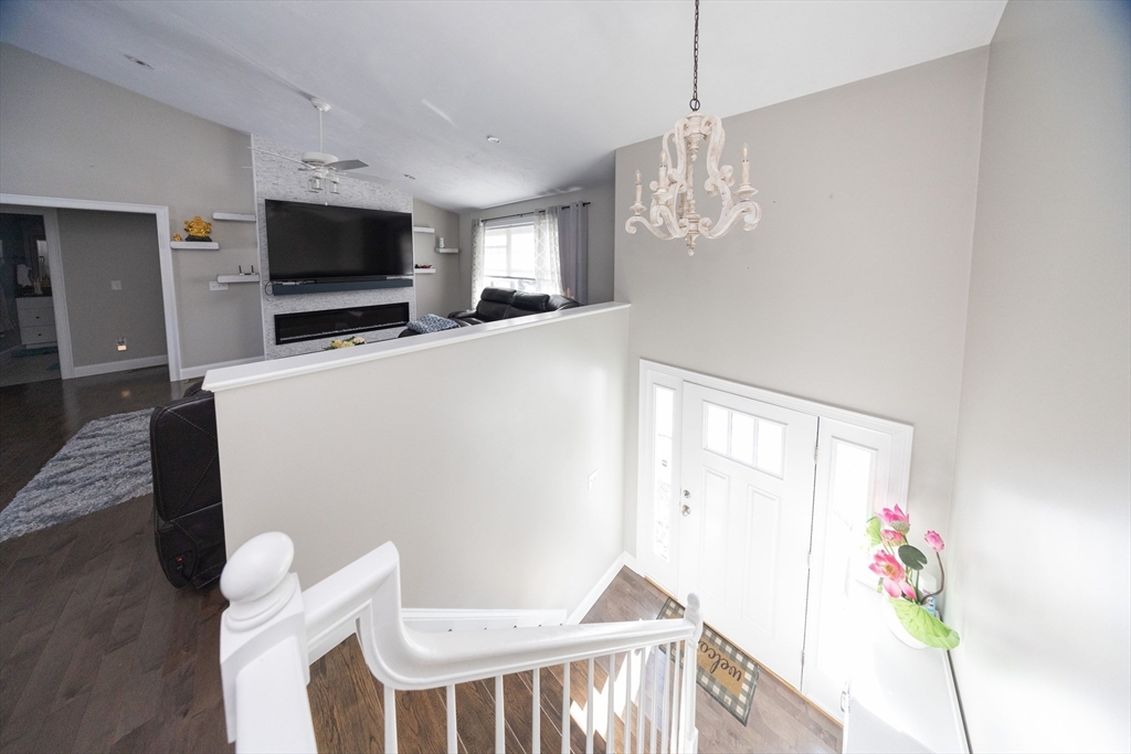 35 J Davis Road Charlton, MA 01507 - Photo 3 of 34