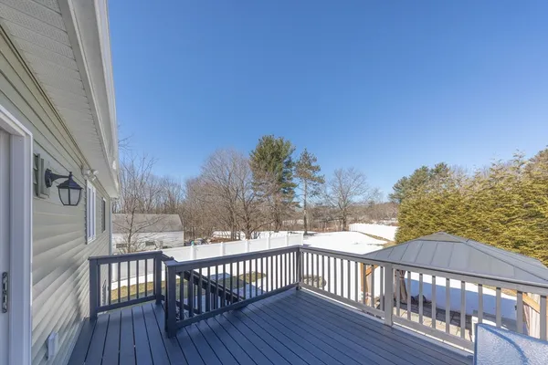 $699,900 | 35 J Davis Road, Charlton, MA 01507
