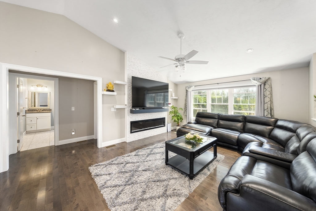 35 J Davis Road Charlton, MA 01507 - Photo 4 of 35