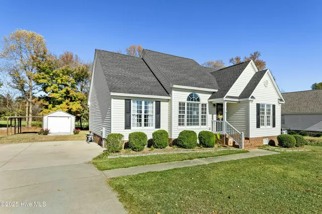 $259,000 | 5209 Castlewood Drive, Wilson, NC 27893