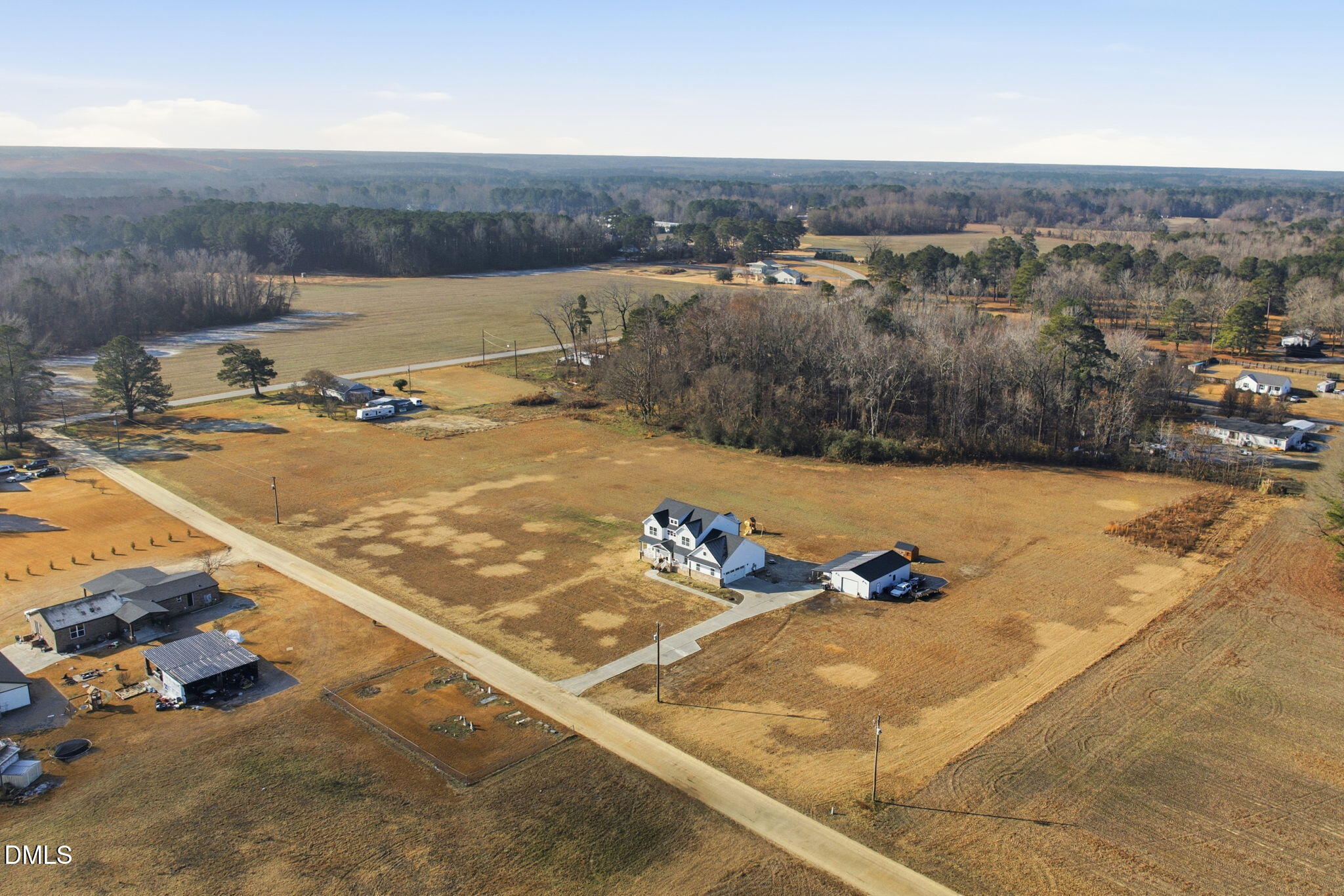 702 Short Journey Road Smithfield, NC 27577 - Photo 8 of 15 7-web-or-mls-DJI_0640