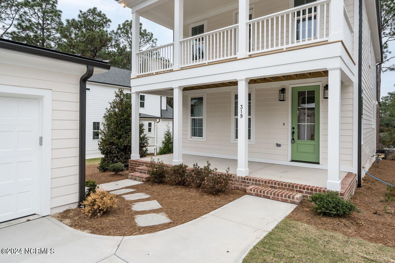 319 Braden Road Southern Pines, NC 28387 - Photo 2 of 33 002-1280x960-covered-front-porch