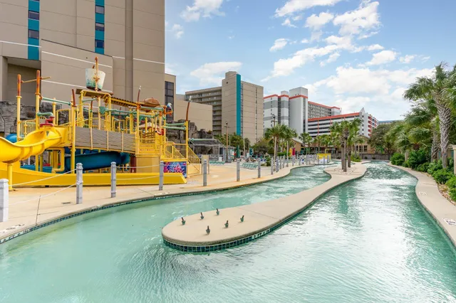 $319,900 | 201 74th Avenue North, Unit 1701, Myrtle Beach, SC 29572