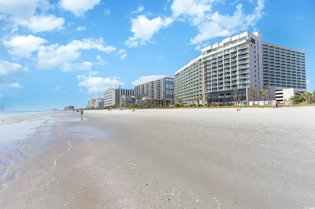 $319,900 | 201 74th Avenue North, Unit 1701, Myrtle Beach, SC 29572