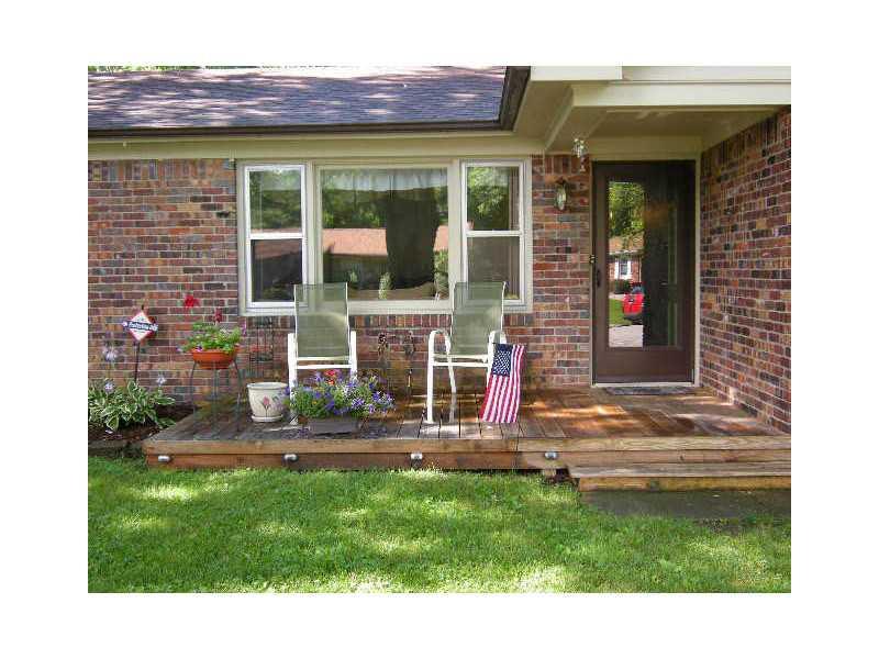 4314 Clifford Road Brownsburg, IN 46112 - Photo 2 of 23 Gallery Image 2