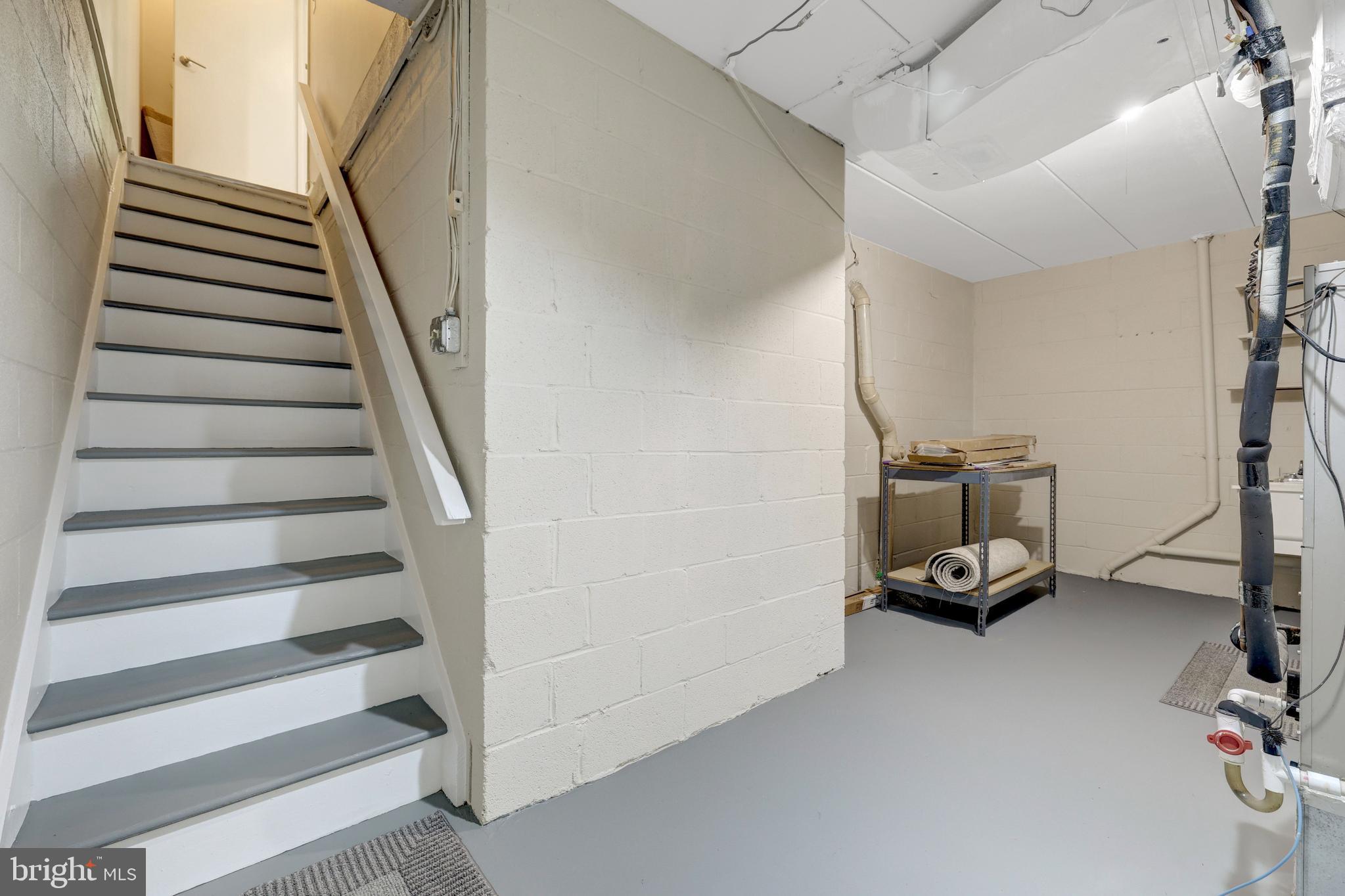 11640 Ivystone Court, Unit 2A2 Reston, VA 20191 - Photo 32 of 36 LL - Laundry/Utility
