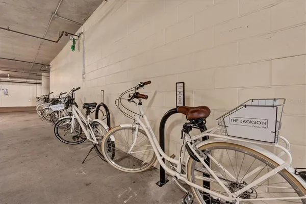 $2,950 | 525 East Jackson Street, Unit 609, Orlando, FL 32801