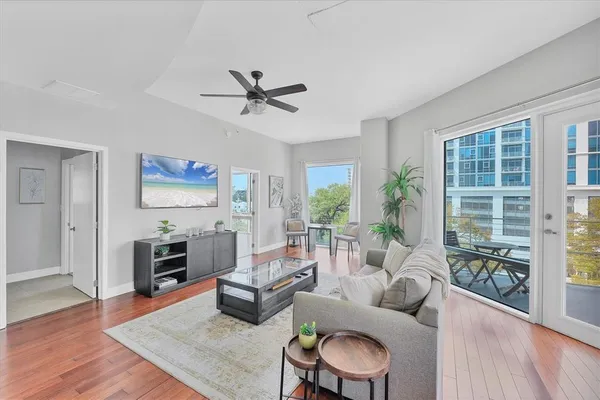 $2,950 | 525 East Jackson Street, Unit 609, Orlando, FL 32801