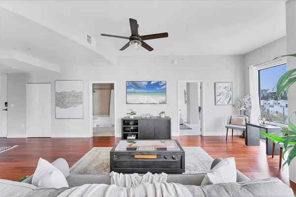 $2,950 | 525 East Jackson Street, Unit 609, Orlando, FL 32801