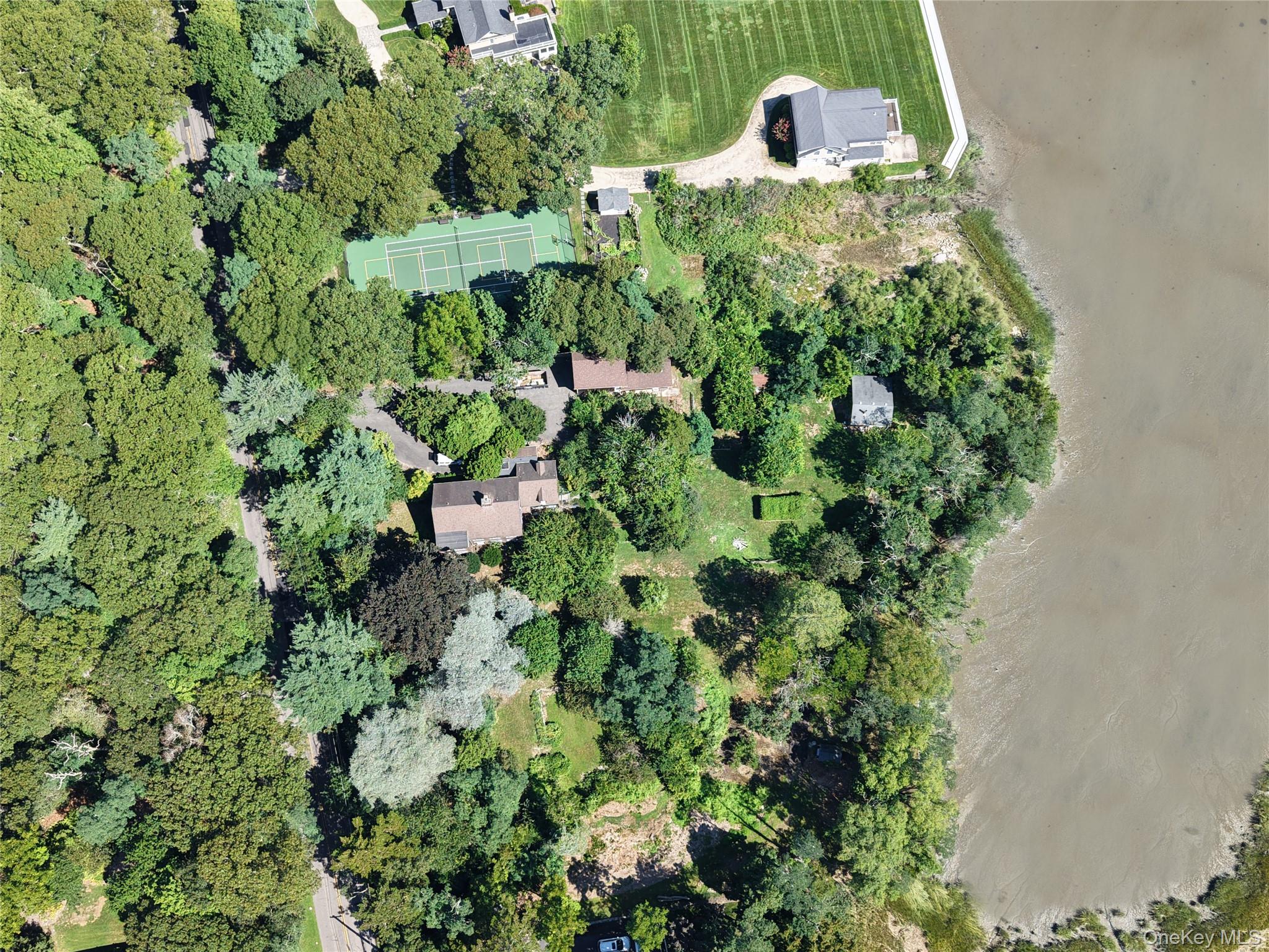 75 Old Field Road East Setauket, NY 11733 - Photo 11 of 12 Gallery Image 11