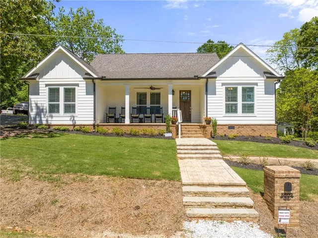 $3,400 | 5602 West Pine Street, Flowery Branch, GA 30542