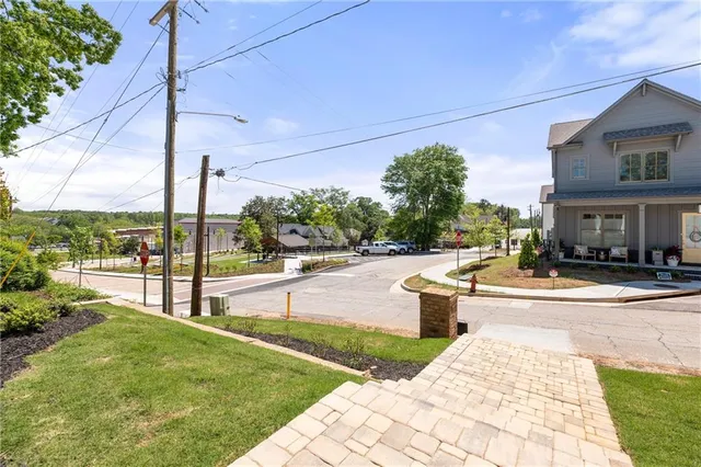 $3,400 | 5602 West Pine Street, Flowery Branch, GA 30542