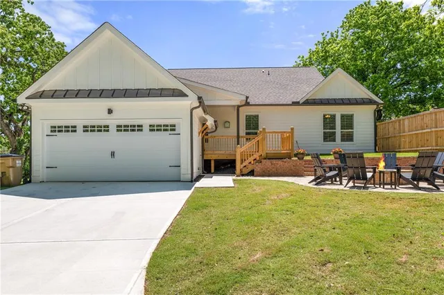$3,400 | 5602 West Pine Street, Flowery Branch, GA 30542