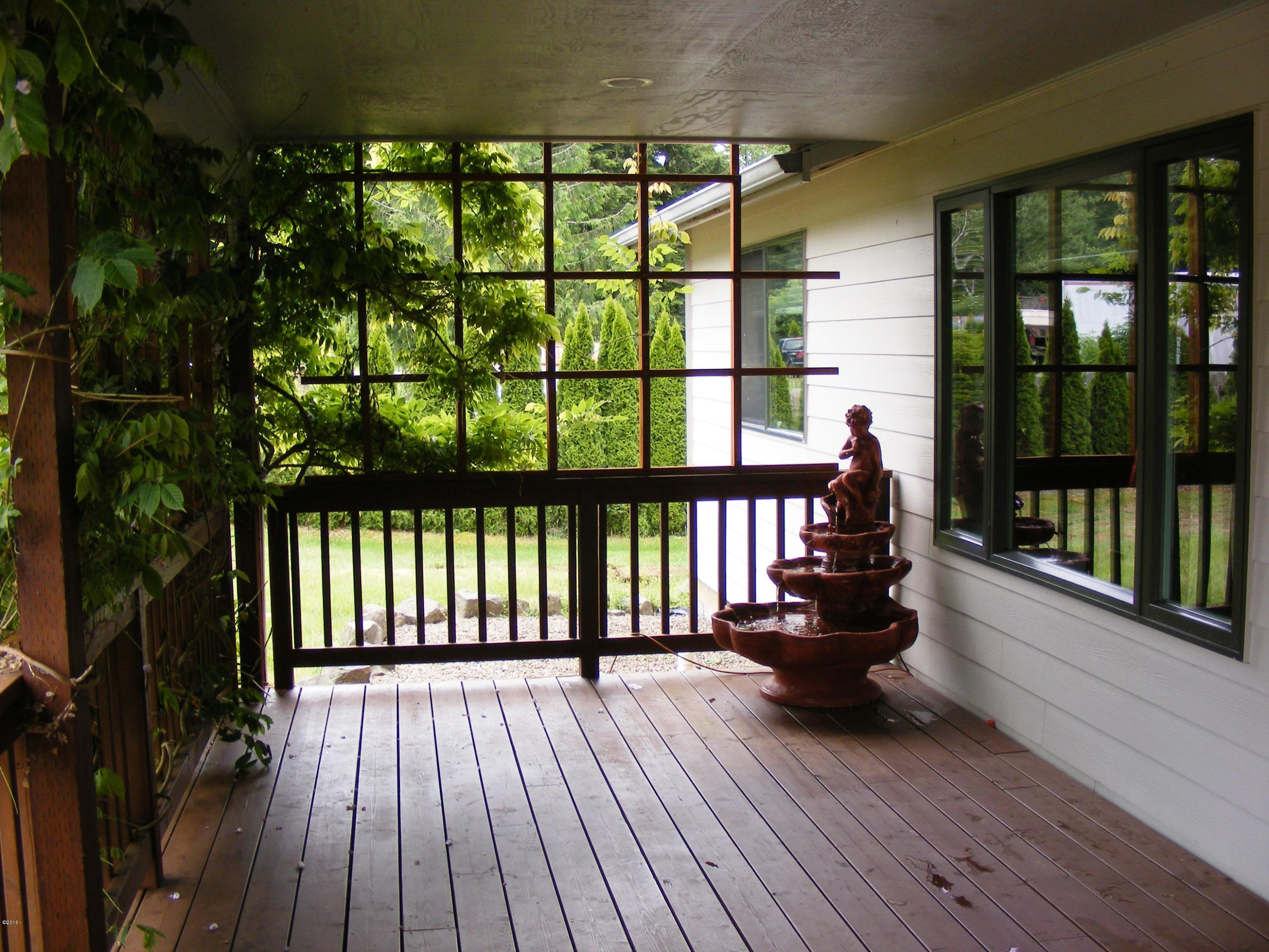 463 Judd Road Siletz, OR 97380 - Photo 2 of 22 Front porch