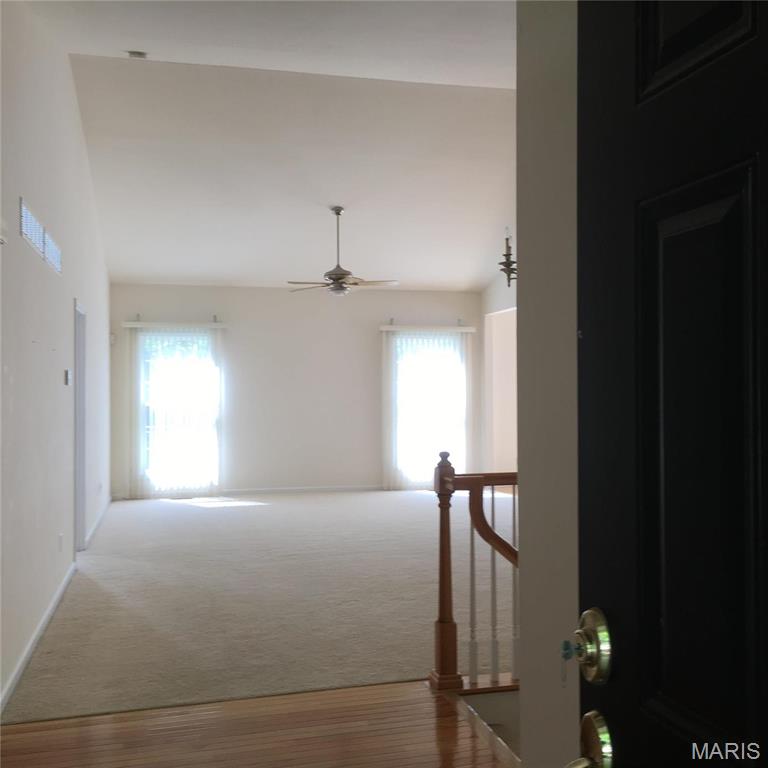 16 Bayswater Road St. Louis, MO 63128 - Photo 25 of 29