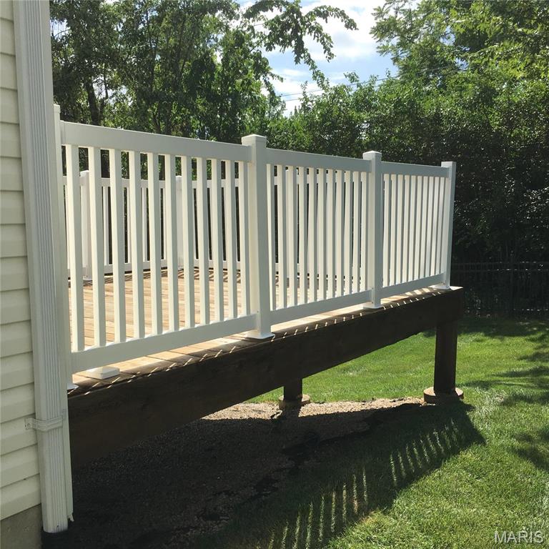 16 Bayswater Road St. Louis, MO 63128 - Photo 27 of 29