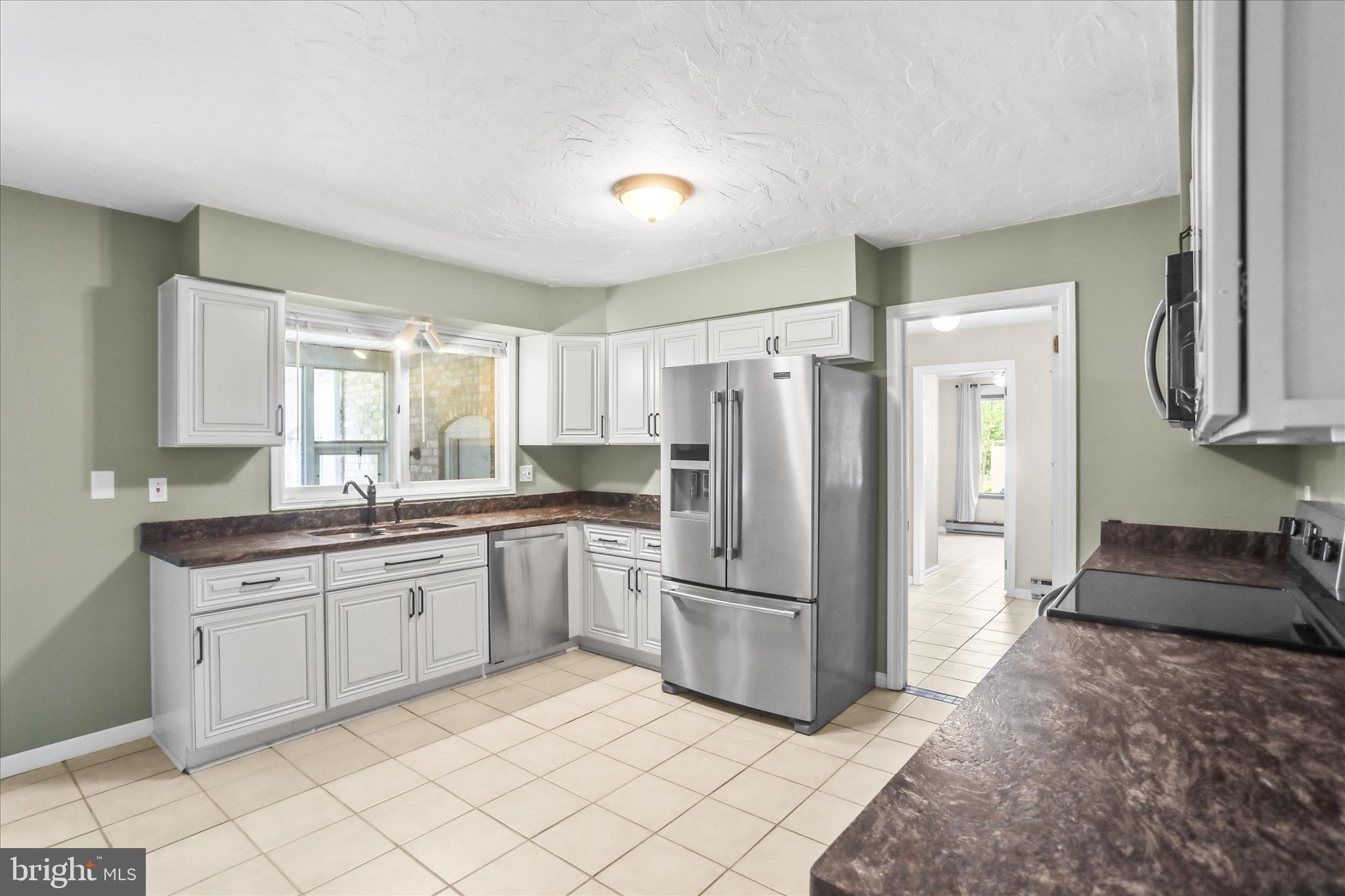 6208 Longview Dr Spring Grove Spring Grove, PA 17362 - Photo 18 of 58