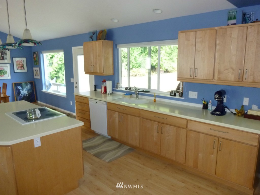173 Rickarla Road Port Angeles, WA 98363 - Photo 3 of 18 Gallery Image 3