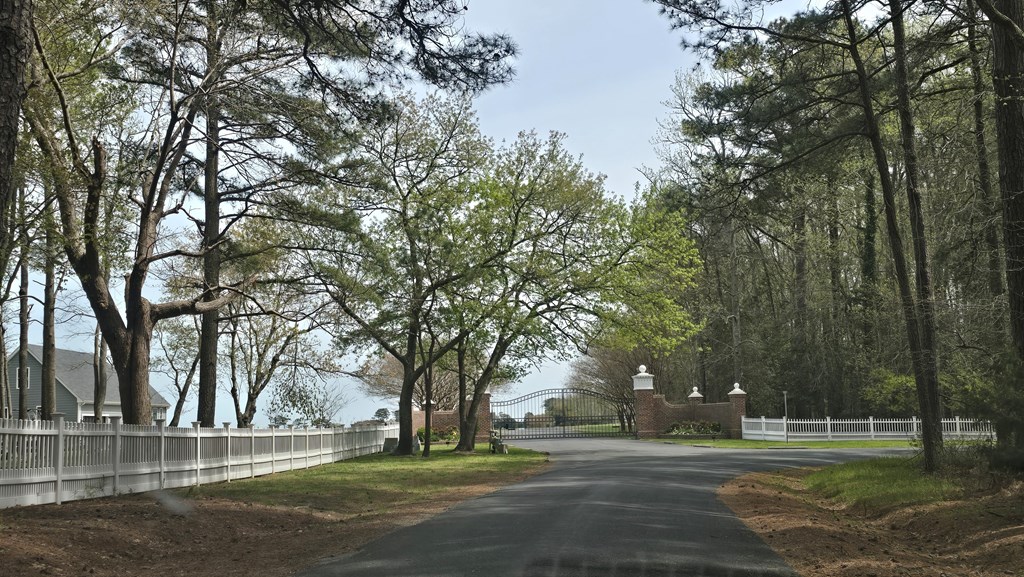92 Folly Creek Road, Unit 92 Accomac, VA 23301 - Photo 2 of 5 a view of a city view