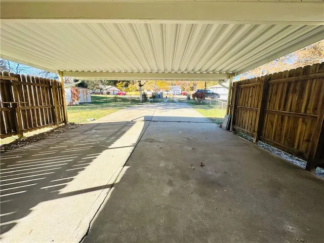 $256,000 | 2506 South 48th Terrace, Kansas City, KS 66106