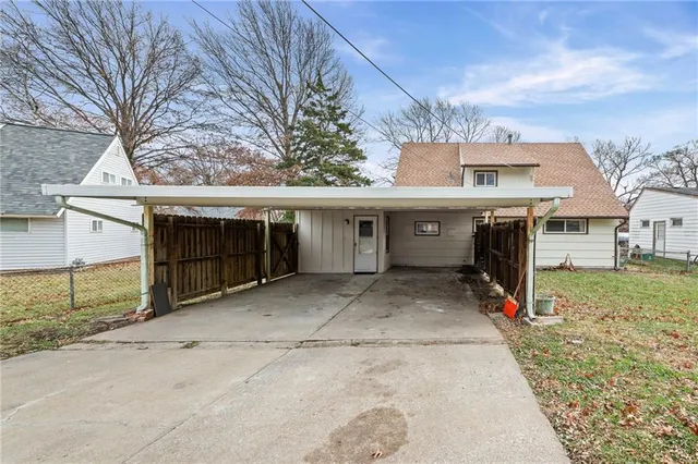 $254,000 | 2506 South 48th Terrace, Kansas City, KS 66106