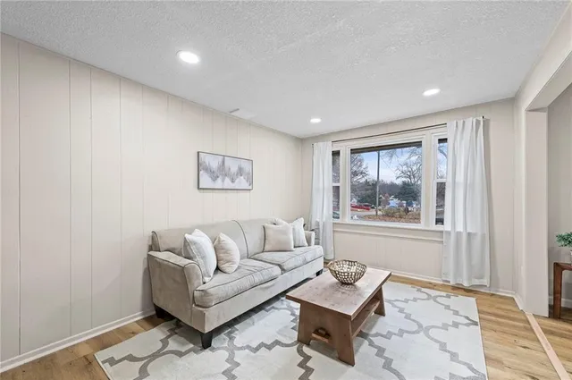 $254,000 | 2506 South 48th Terrace, Kansas City, KS 66106