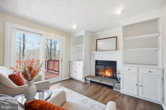 $739,900 | 8303 White Star Court, Springfield, VA 22153