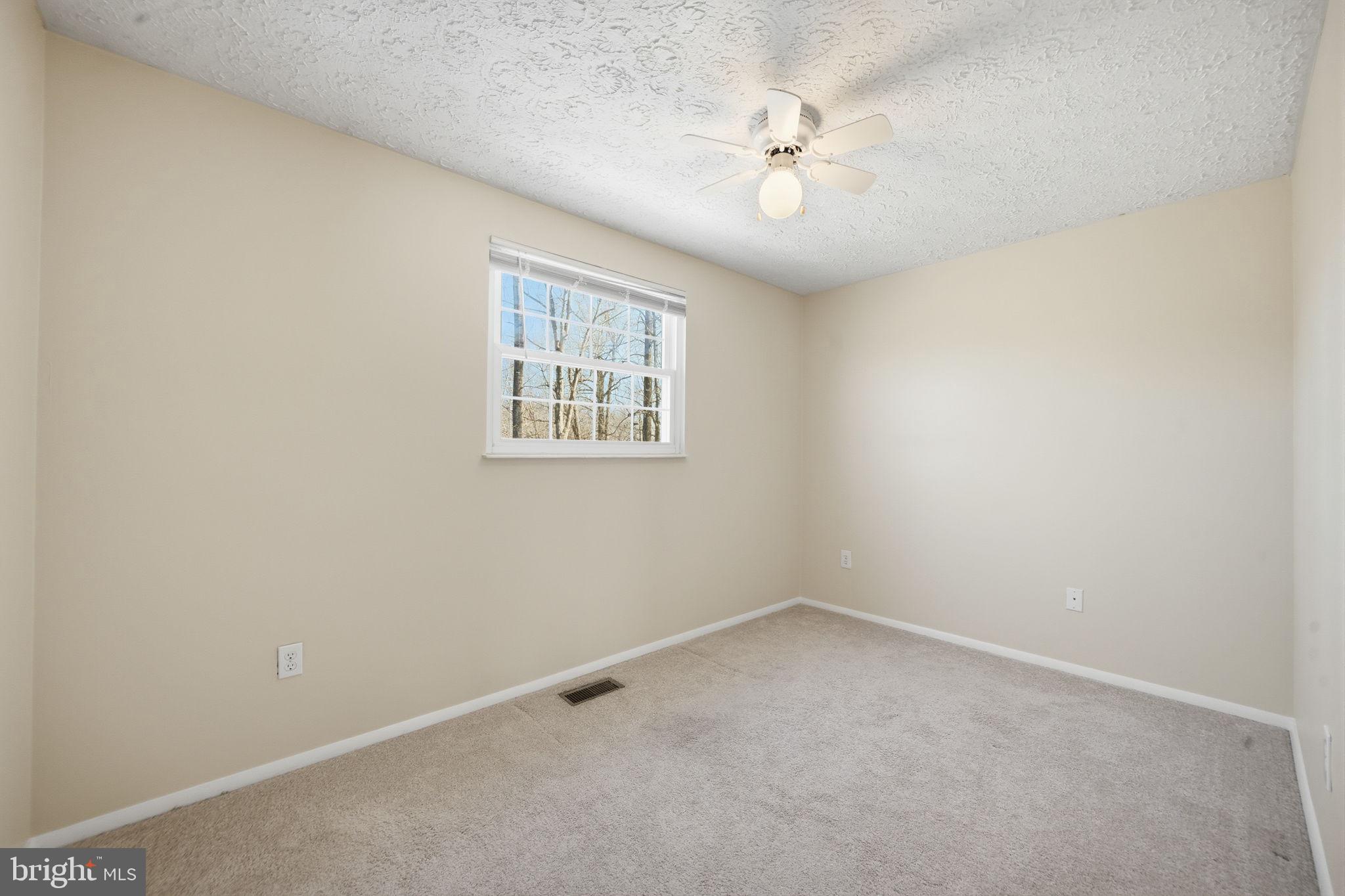 8303 White Star Court Springfield, VA 22153 - Photo 25 of 52