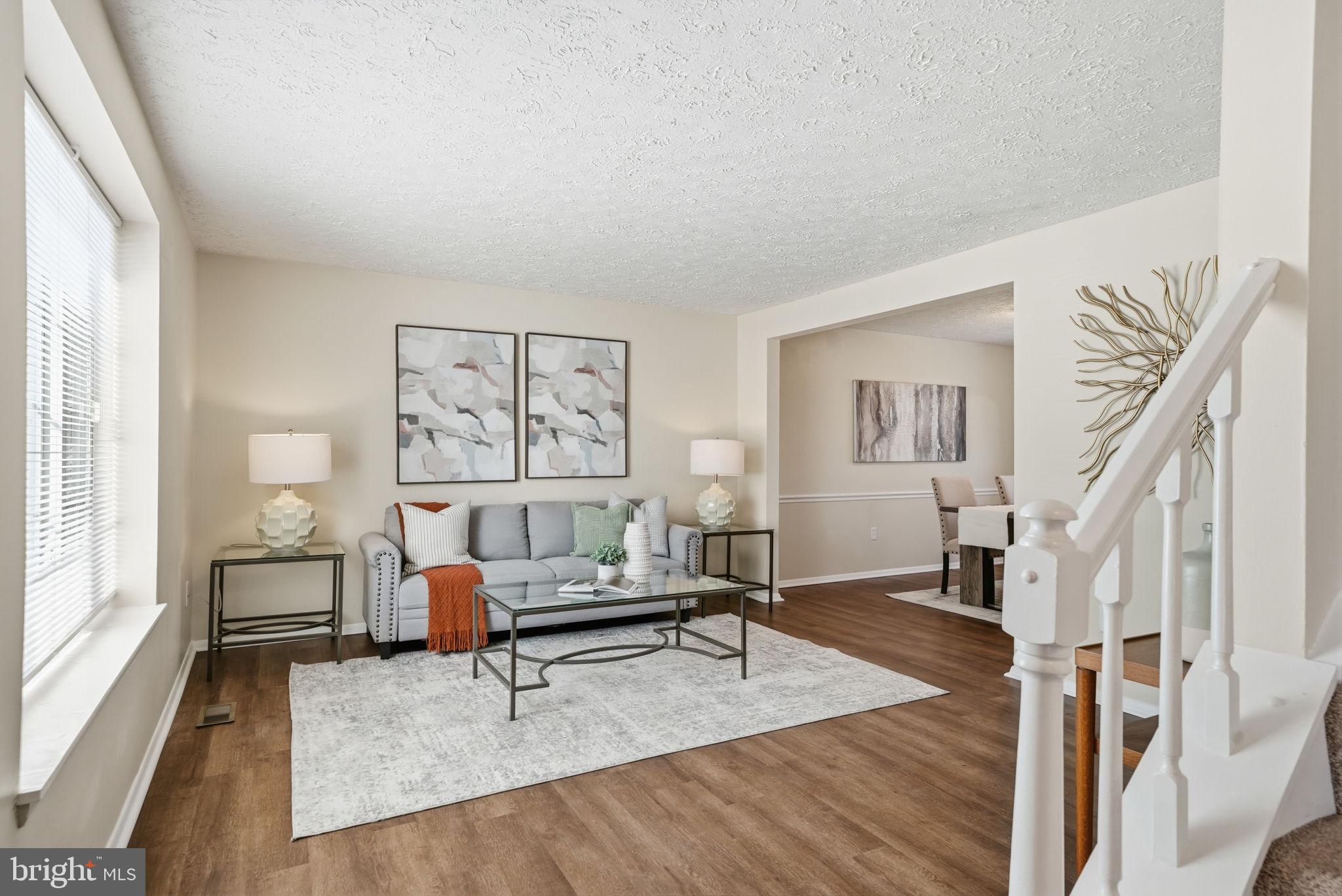 8303 White Star Court Springfield, VA 22153 - Photo 3 of 52