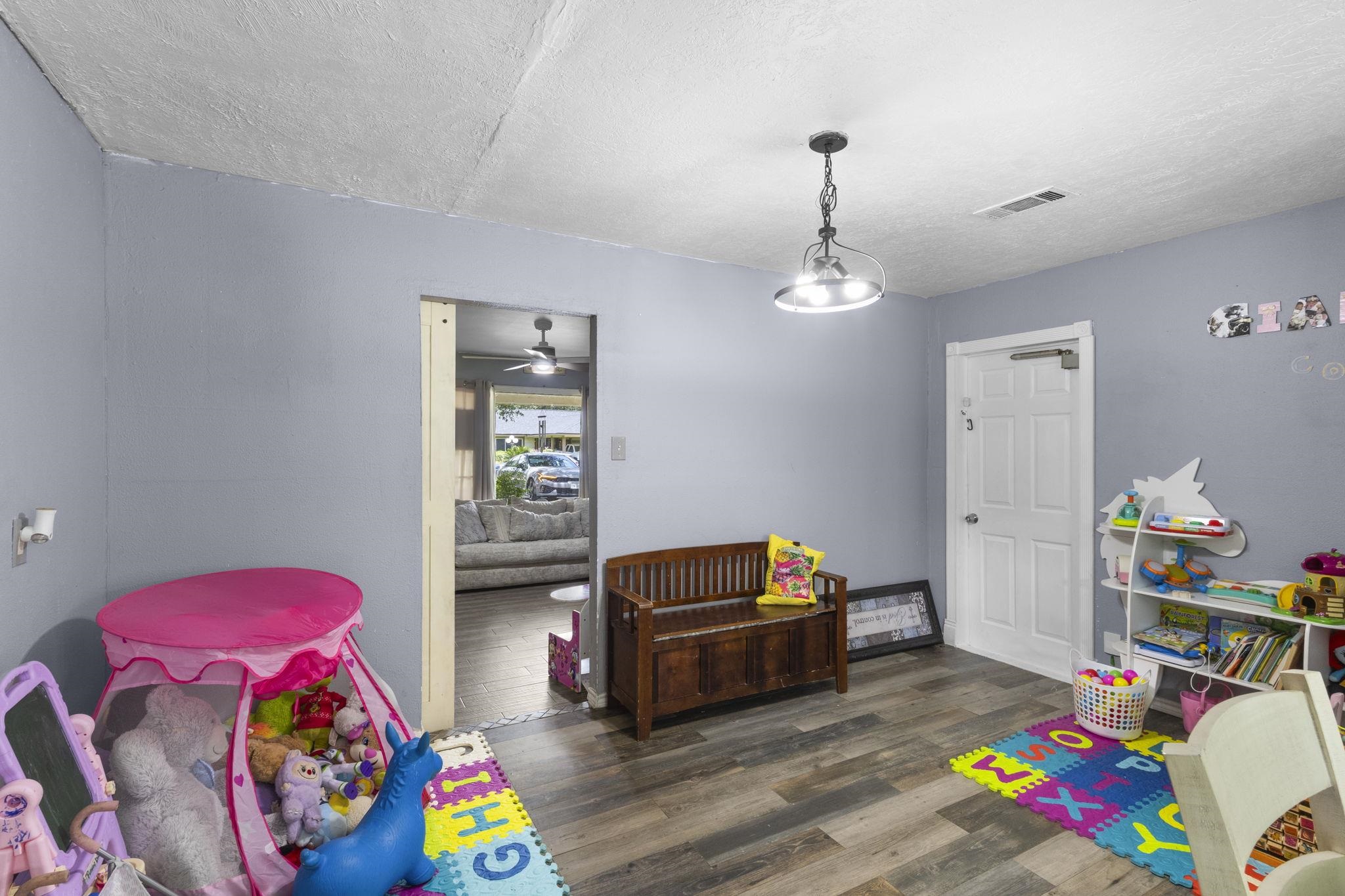 4965 Park Street Beaumont, TX 77705 - Photo 8 of 27