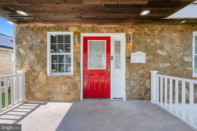 $295,000 | 3905 Pinewood Avenue, Baltimore, MD 21206