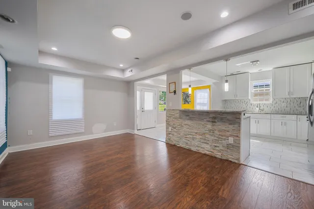 $295,000 | 3905 Pinewood Avenue, Baltimore, MD 21206