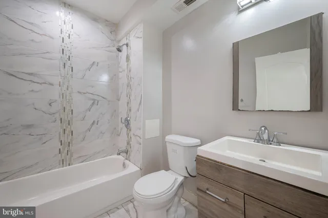 $295,000 | 3905 Pinewood Avenue, Baltimore, MD 21206