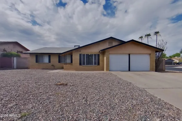$2,349 | 3849 West Poinsettia Drive, Phoenix, AZ 85029