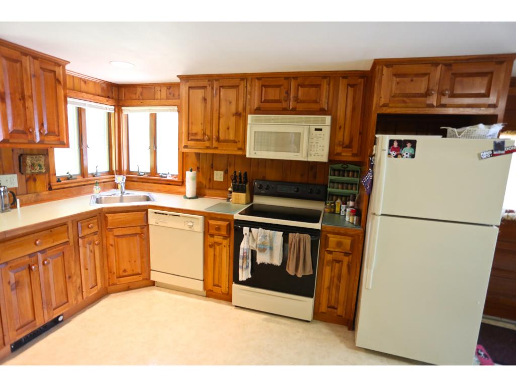 41 Northshore Road Sunapee, NH 03782 - Photo 4 of 12