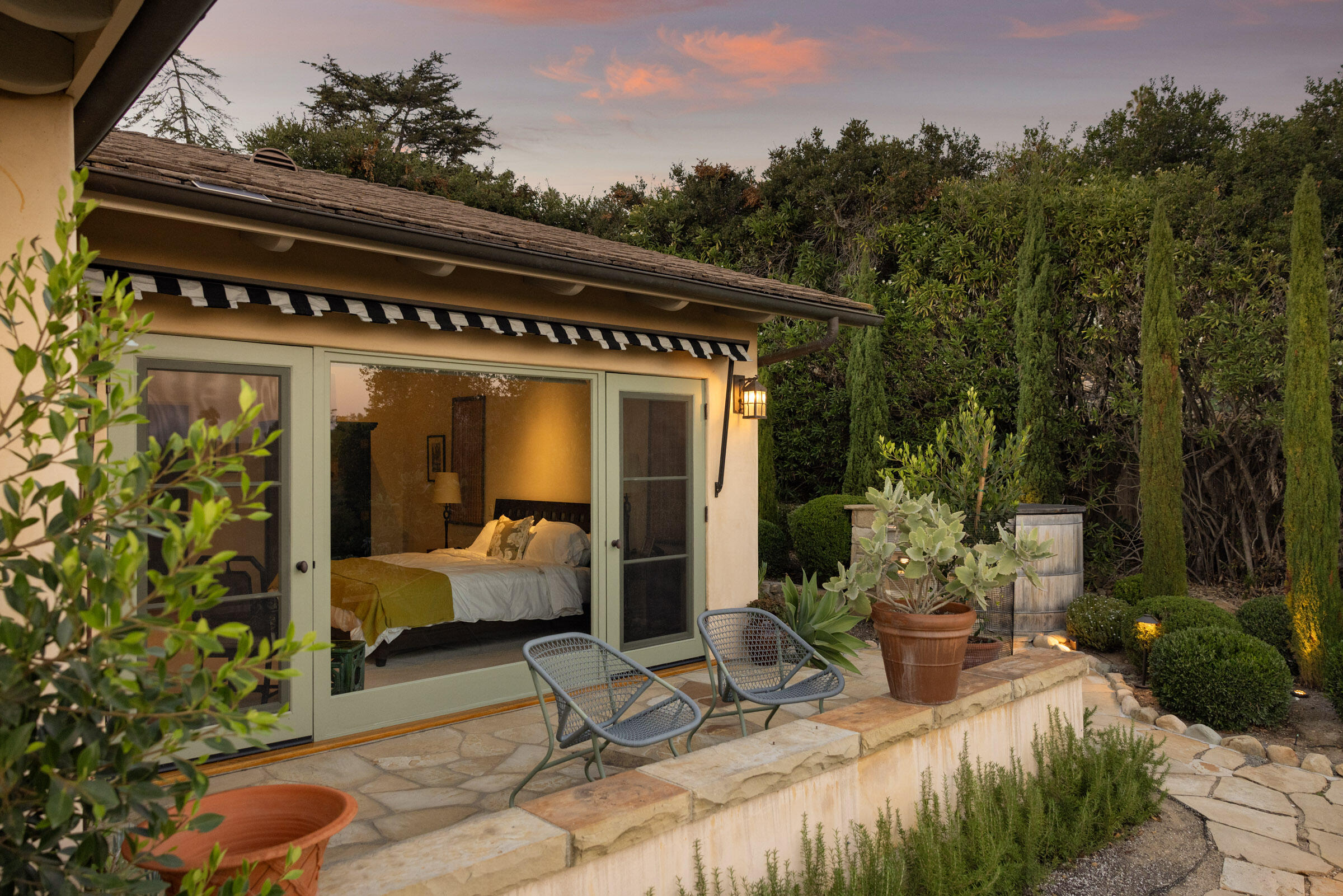 1022 Garcia Road Santa Barbara, CA 93103 - Photo 14 of 29 a view of a chairs and table in the patio