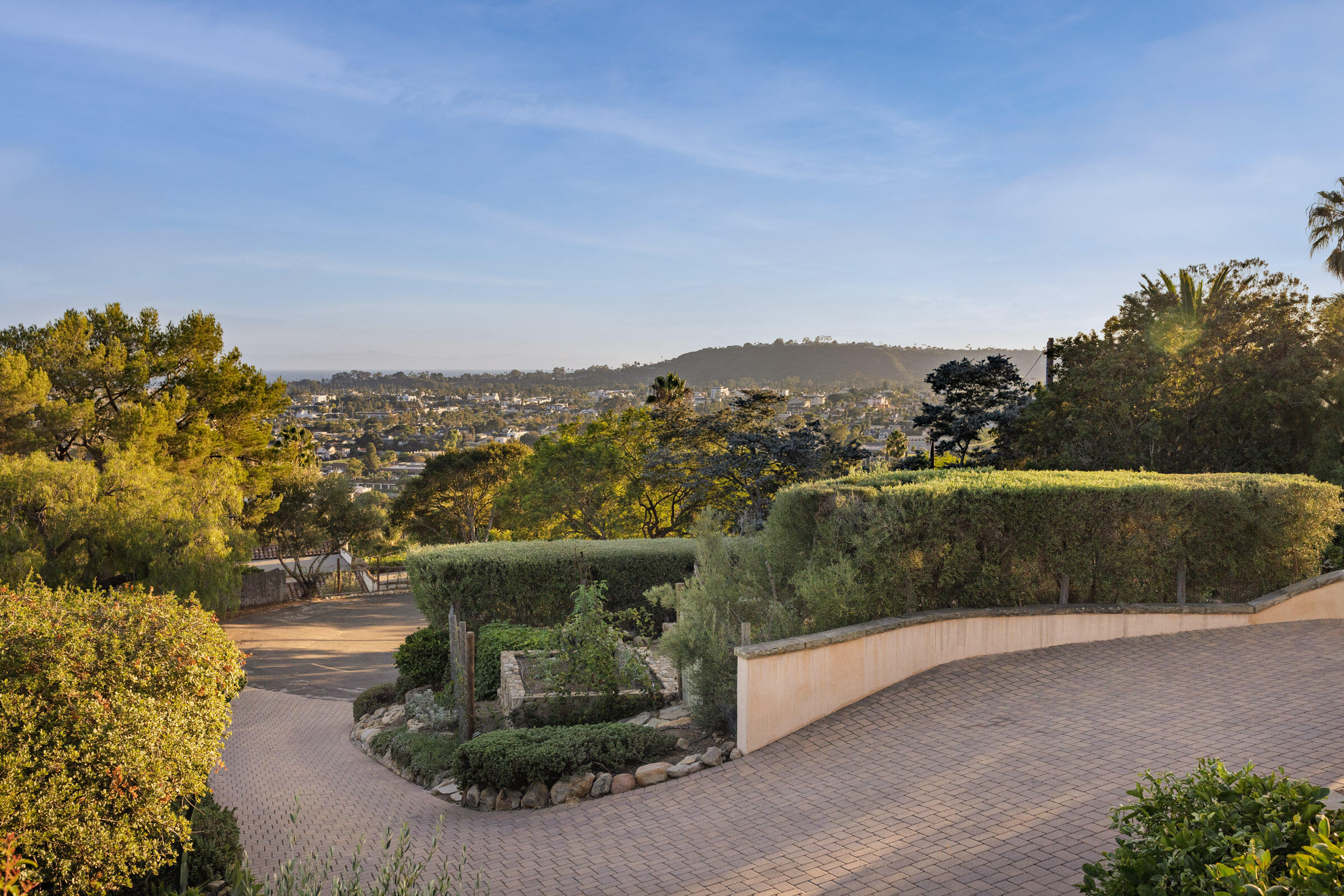 1022 Garcia Road Santa Barbara, CA 93103 - Photo 26 of 29 a view of a city